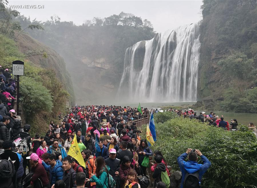 258.1 mln trips made in China during 1st four days of Lunar New Year holiday