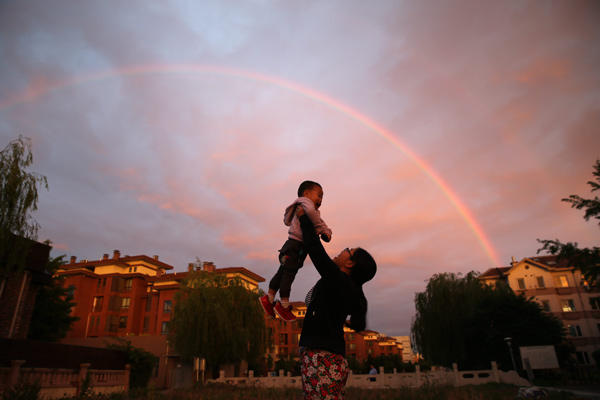 Double rainbow adds color to Beijing's clear blue sky