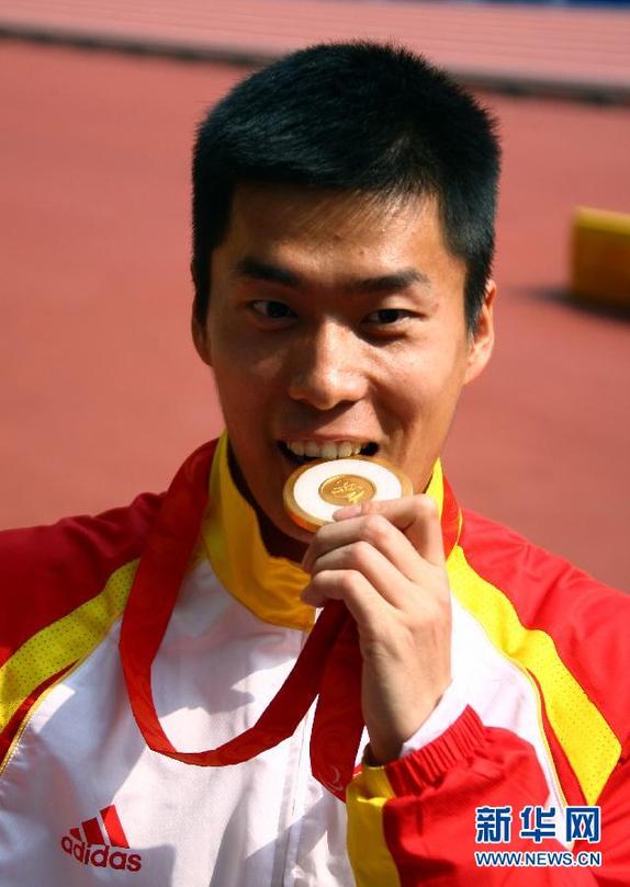 张立新成为伦敦残奥会开幕式中国团旗手