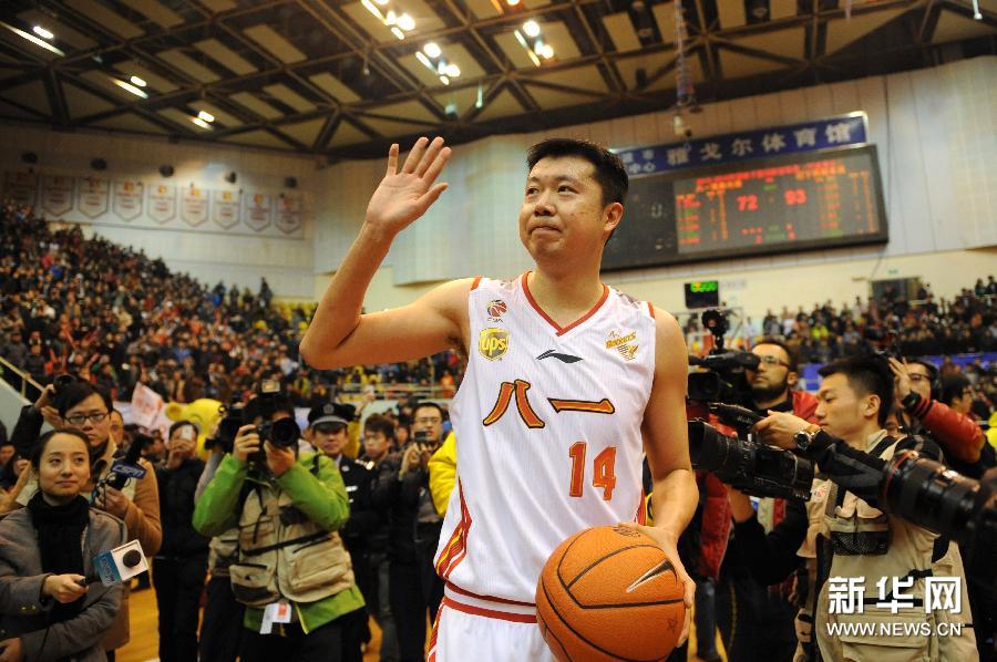“郅敬传奇”：王治郅二十载篮球生涯谢幕