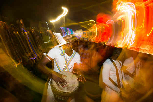 Night belongs to the young-and so does the sound