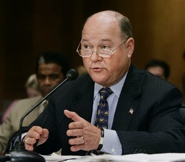Acting Inspector General, Department of Homeland Security Richard Skinner testifies before the Senate Committee on Homeland Security and Governmental Affairs on Capitol Hill in Washington in this May 18, 2005 file photo. Skinner is reviewing whether some small and local businesses were unfairly shut out of Katrina contracts in favor of winners such as joint venture PRI-DJI. DJI stands for Del-Jen Inc., a subsidiary of Fluor, which has donated more than $930,000 to mostly GOP candidates since 2000. (AP 