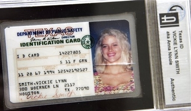 Anna Nicole Smith's Texas ID card is shown in Dallas, Thursday, April 5, 2007.