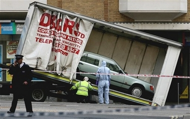 London police thwart terror attack
