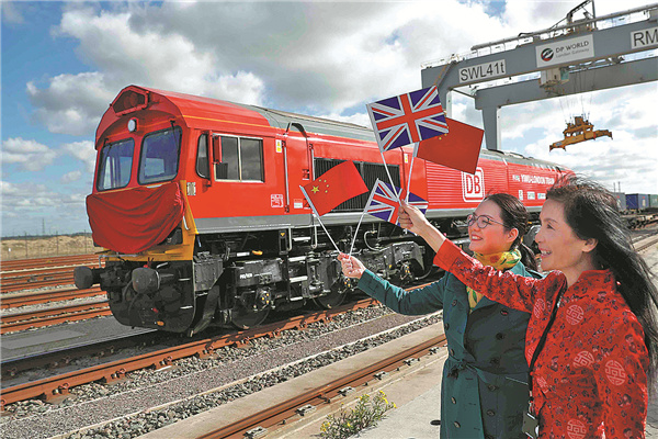 Train hauls UK exports to China