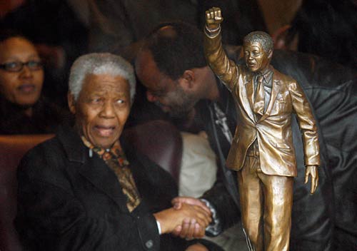 Profile: South Africa's ex-president, anti-apartheid leader Nelson Mandela