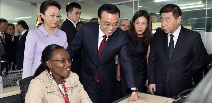 Chinese premier visits African branch of CCTV in Kenya