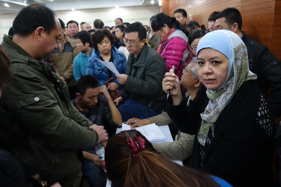 Malaysian Airlines asks relatives of passengers to prepare passport