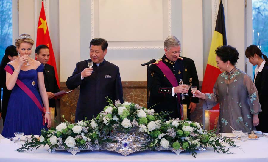 Xi attends gala dinner at Belgium palace