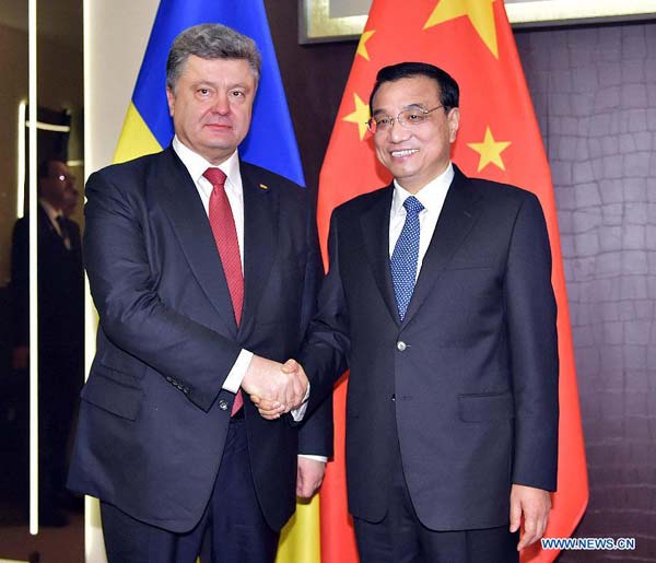 Premier Li meets Ukrainian, Serbian and Kazakh leaders in Davos
