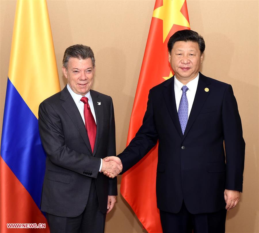 In photos: President Xi attends APEC summit