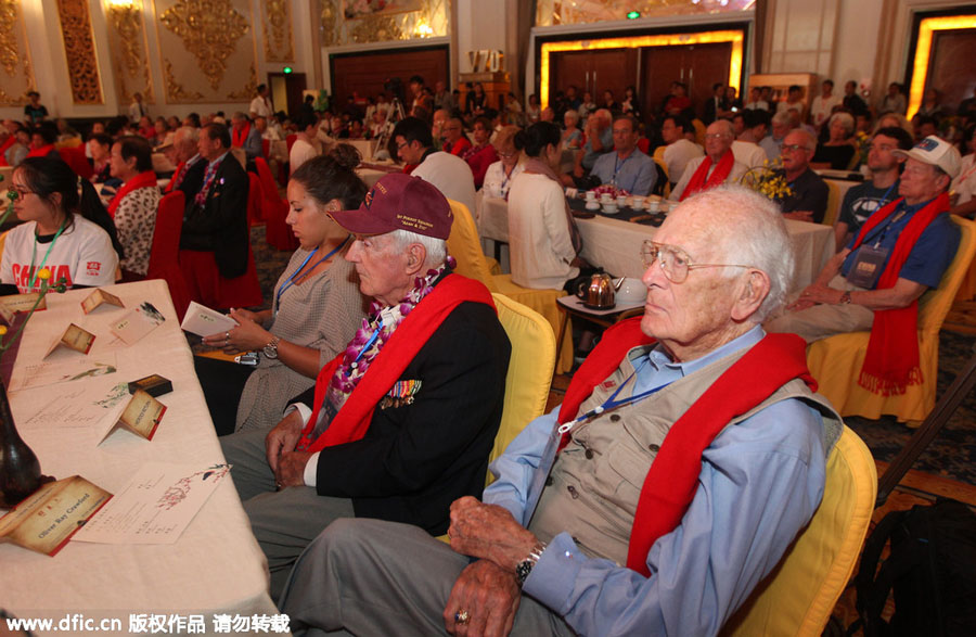 'Flying tigers' veterans mark war victory in Kunming