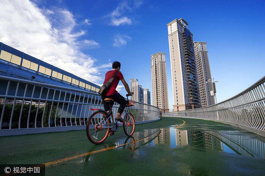 Cycling with a view on world's longest elevated bike path