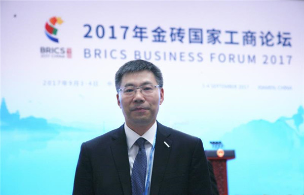 Xi's BRICS business forum speech earns accolades