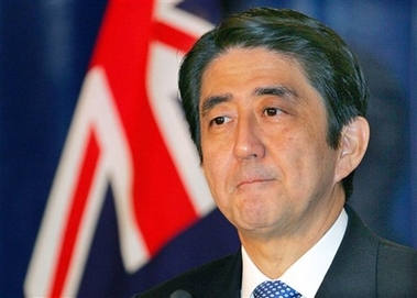 Abe ready to resign over refueling vote