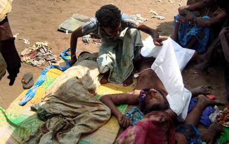 Doctors flee only hospital in Sri Lanka war zone