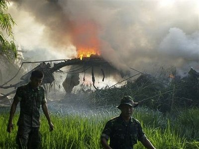 97killed in Indonesian military plane crash