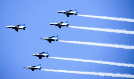 Stunt flying marks anniversary in Yokohama