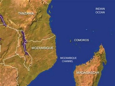 Yemeni plane crashes in sea off Comoros, bodies found
