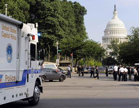Police shoot and kill armed man near Capitol