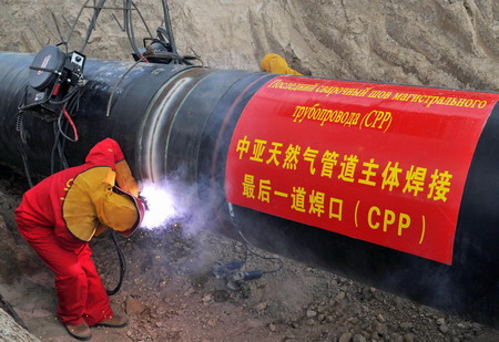 US slaps duties on $2.6b China steel pipe
