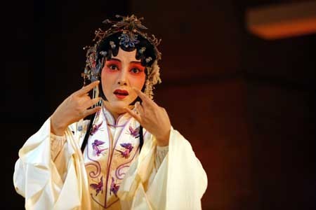 Chinese Kun Opera staged in UNESCO headquarters in Paris