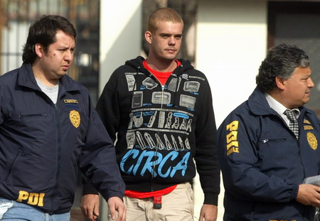 Chile police detain Dutchman in Peru killing