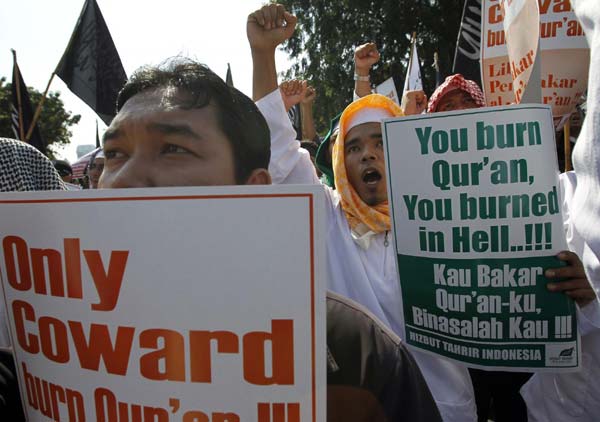 Indonesian Muslims protest plan to burn Quran