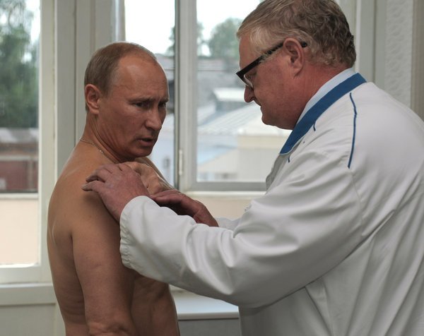 Putin receives medical examination on shoulder injury