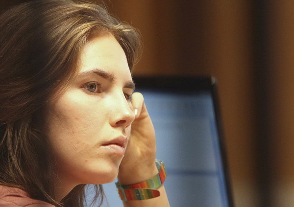 Amanda Knox is a 'she-devil', Italian court told