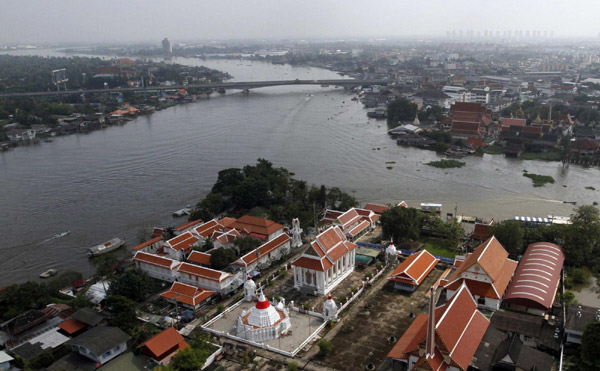 Thailand's flood death toll reaches 269