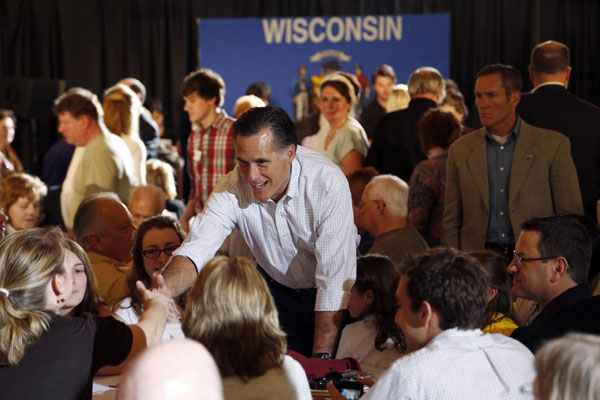 Romney picks up 2 wins in Republican race