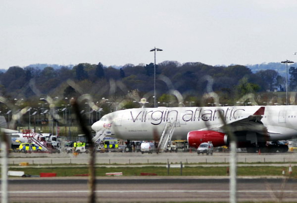 15 hurt during Virgin emergency landing in London