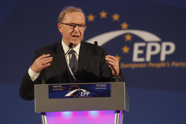Wilfried Martens re-elected as EPP president