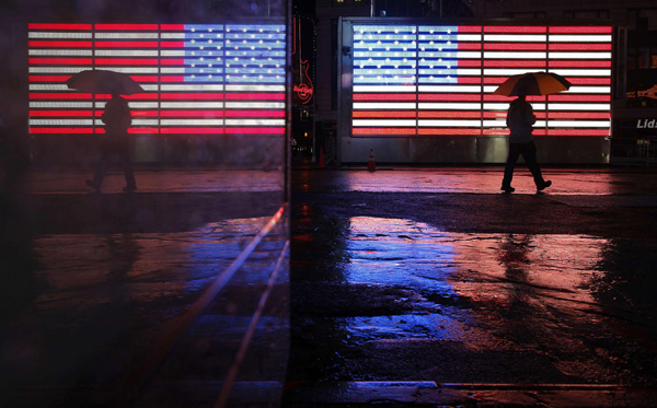 Superstorm Sandy floods NYC streets, causes blackouts