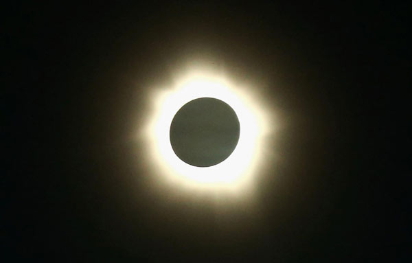 Full solar eclipse in Australia