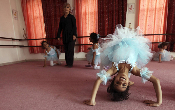 Ballet class in Sanaa