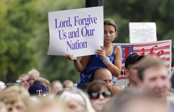 Thousands flock to Texas Capitol over abortion