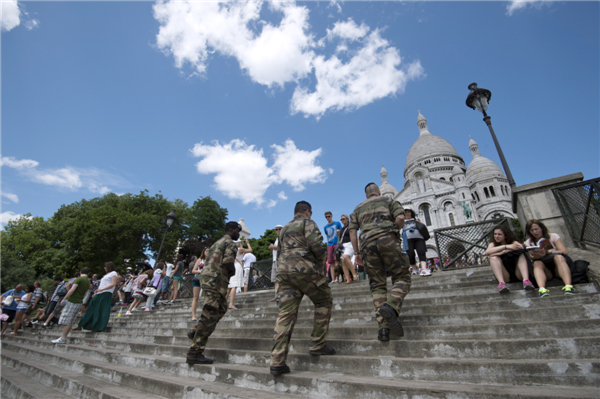 Paris attacks on tourists raise concerns