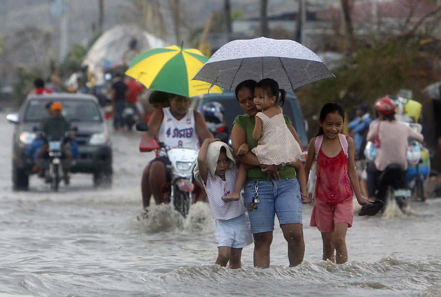 Philippines typhoon death toll at 4,460: UN
