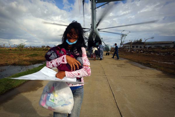 Chinese rescuers search in tough relief conditions