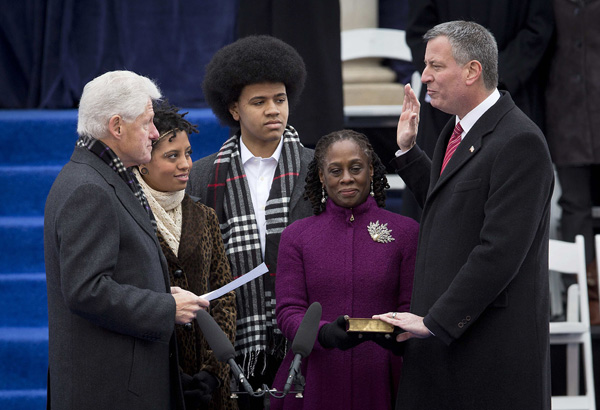 De Blasio sworn in as New York mayor