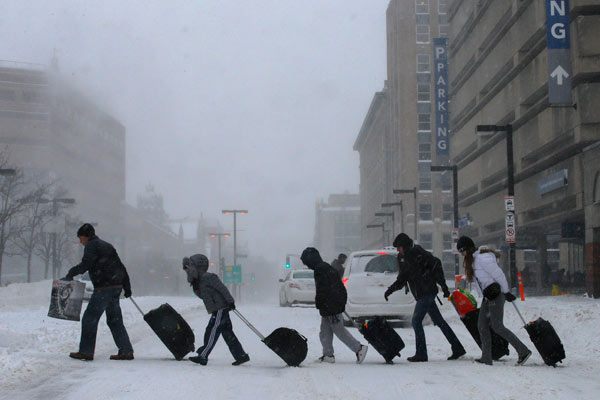 Heavy snow, dangerous cold bite northeastern US