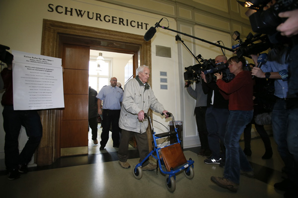German court dismisses case against Nazi guard