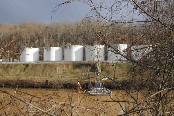 Tap water fix in West Virginia still days away