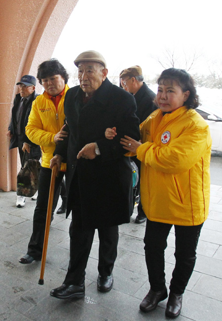 Family reunion, first step toward peace on Korean Peninsula