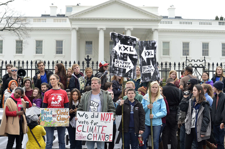 Hundreds of Keystone protesters arrested at White House