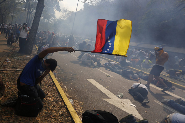 Venezuela bans anti-govt protests in capital