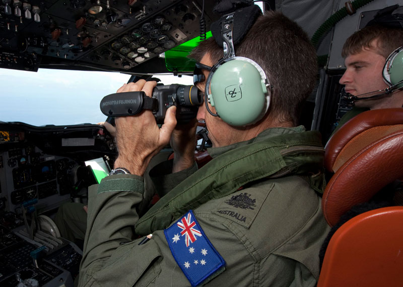 Australian air force search for flight MH370