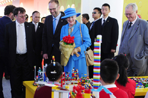 Royals who have visited China